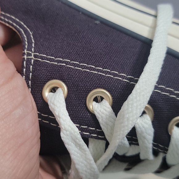 Converse - Picture 9 of 9